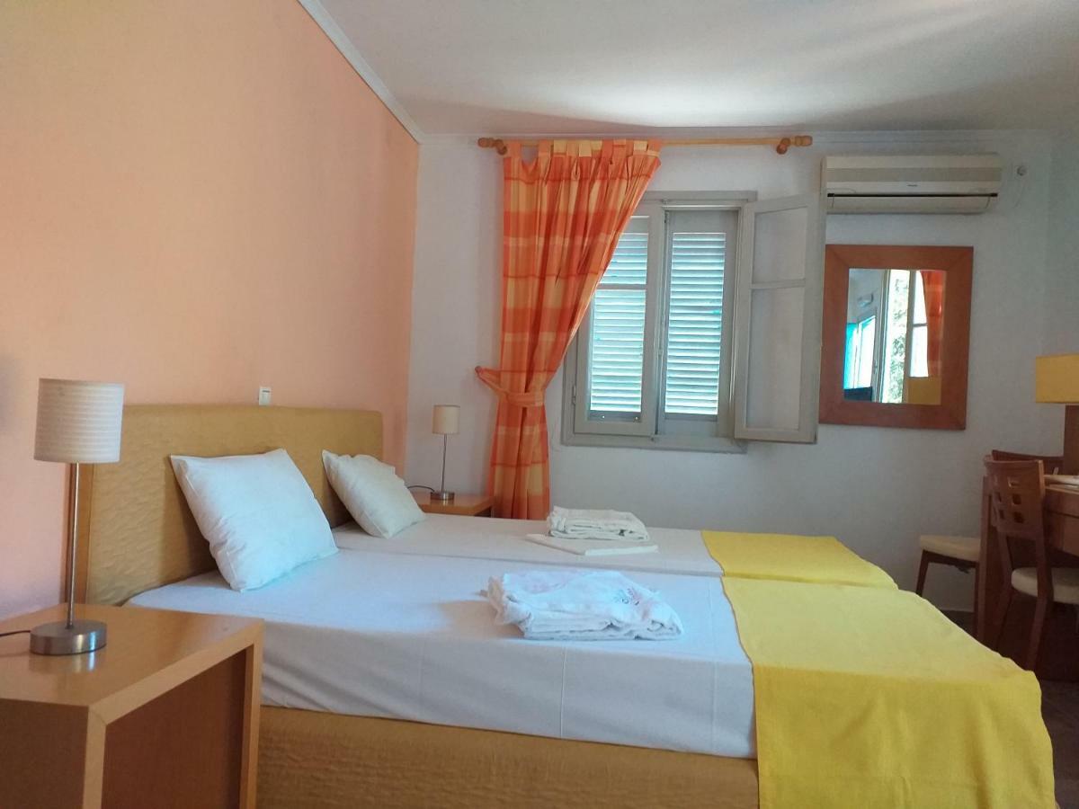 Villa Eleni Vathy  Buitenkant foto